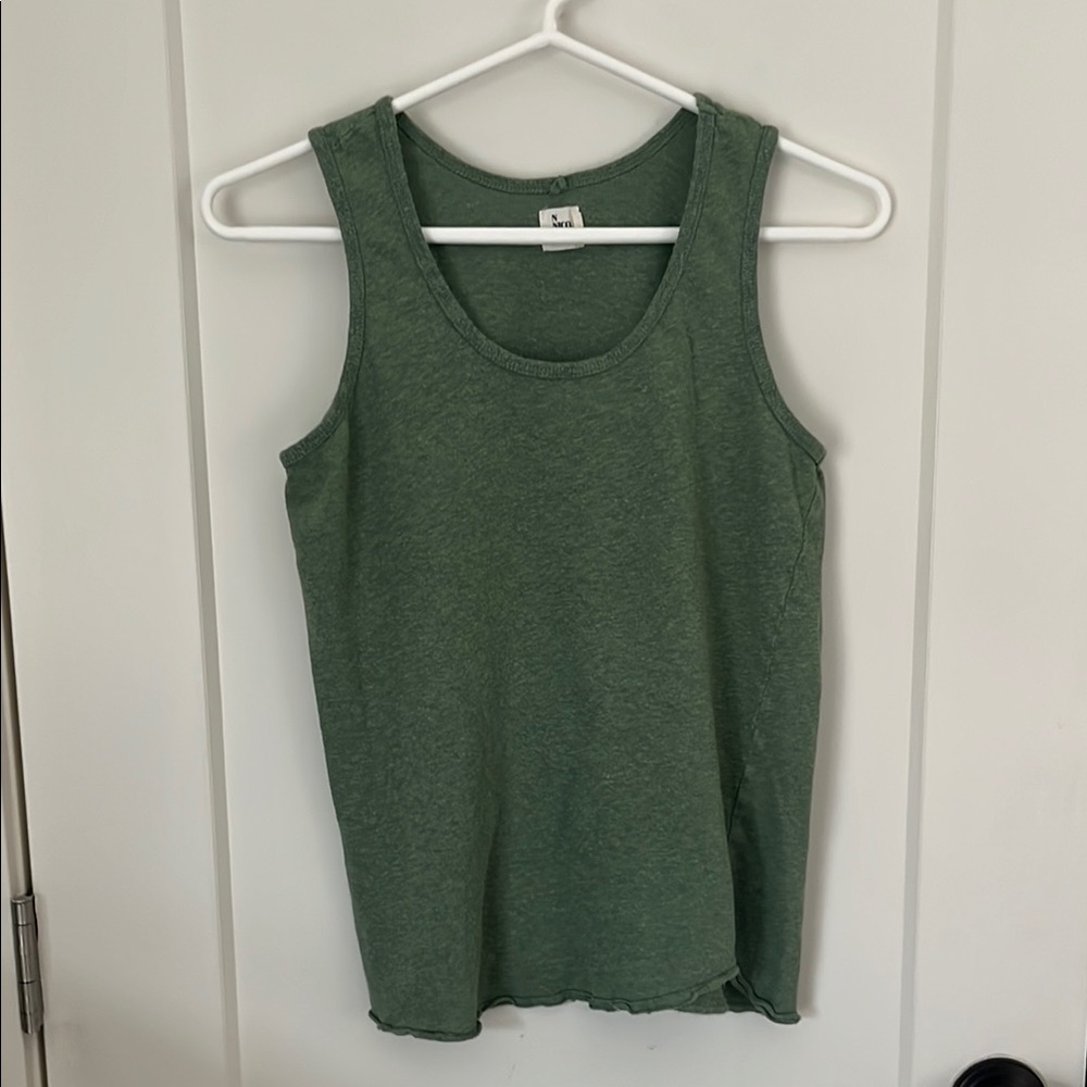 Nico Nico Unisex Green Tank, Size 12